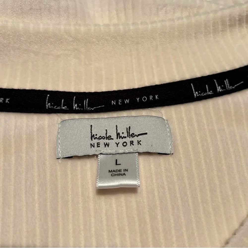 NWT Nicole Miller NY cream ribbed long sleeve with pockets, drop shoulder top - Picture 5 of 10